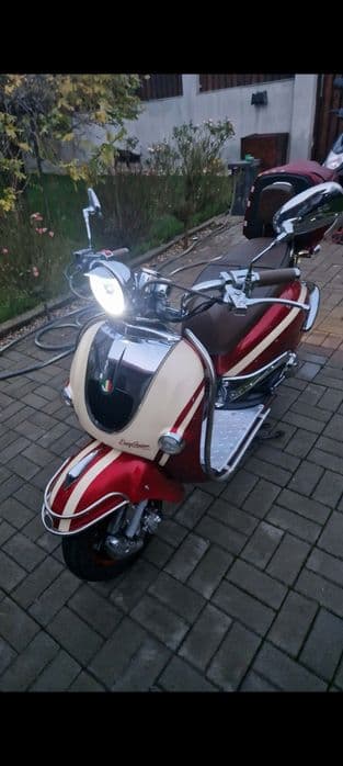 Scuter retro 125 cm an 2019