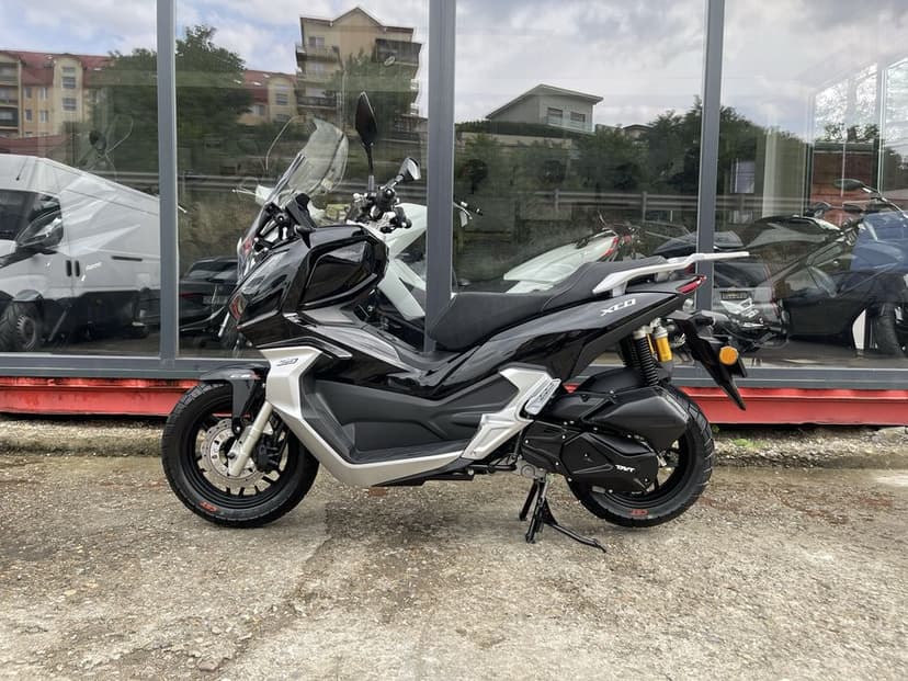 Scuter TNT XCO 125 cc-Nou-CBS- carplay -Garantie-Transport Gratuit-