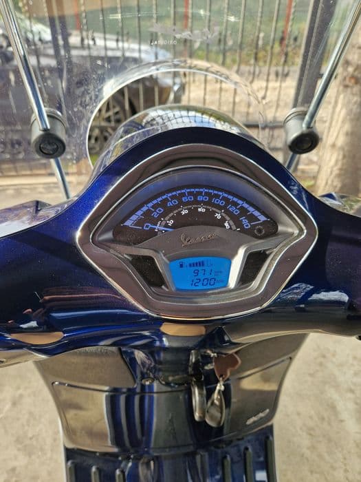 Vand Vespa Piaggio gts 300