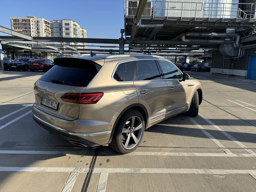 Volkswagen Touareg 2019 3.0TDI 286CP