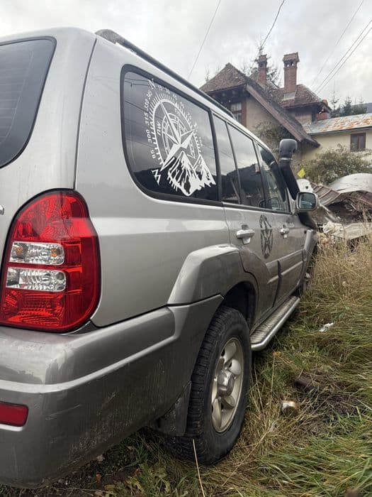 Vand Hyundai  Terracan  acte la zi , fiscal pe loc .