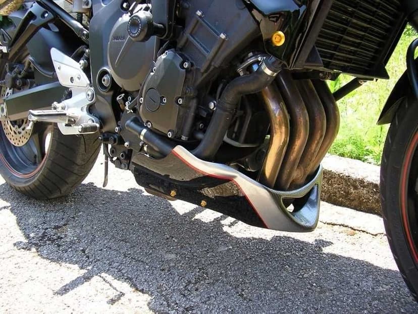 BugSPoiler Yamaha FZ6 S N Fazer , pinten carena inferioara , nou