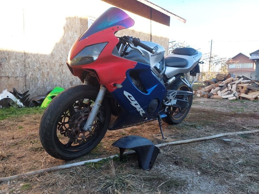 Vand Piese Honda CBR 600 F4i    2003