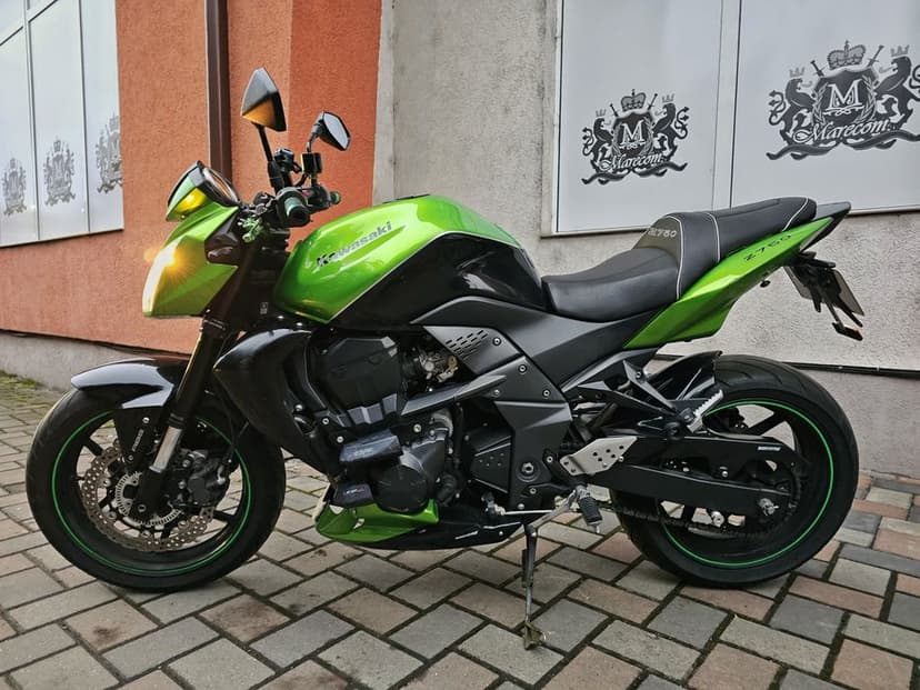 Kawasaki Z750 cu ABS, 2009, înmatriculat, evacuare IXIL, 37500km