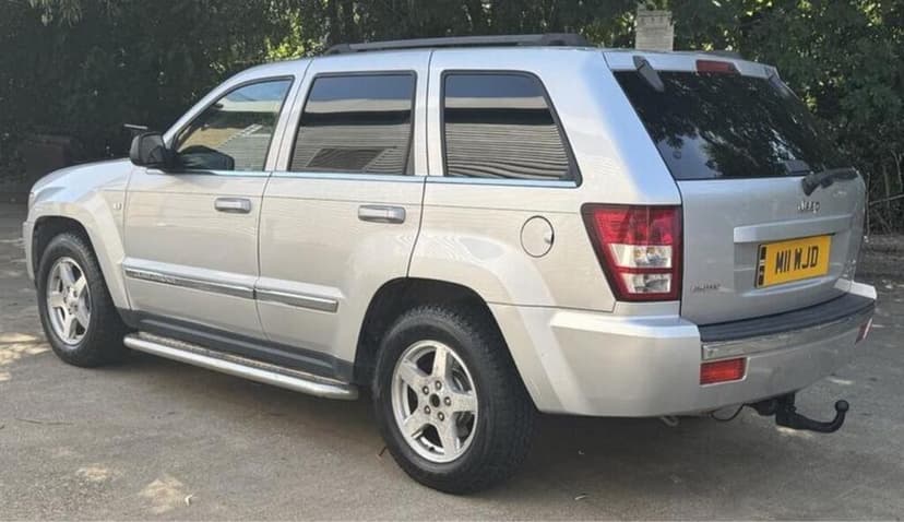 Jeep grand cherockee 5.7 Hemi V8