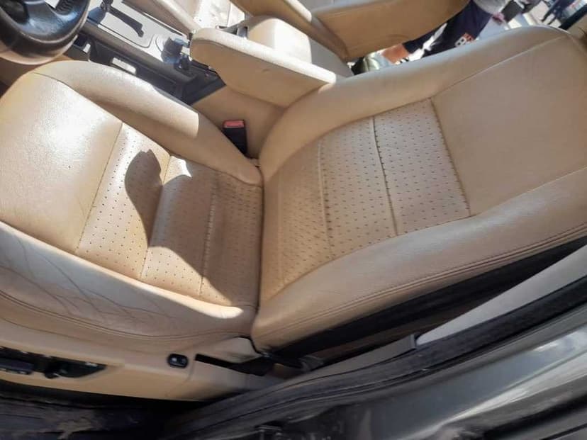 dezmembrez dezmembrari land rover discovery 3 2.7 an 2008 2009