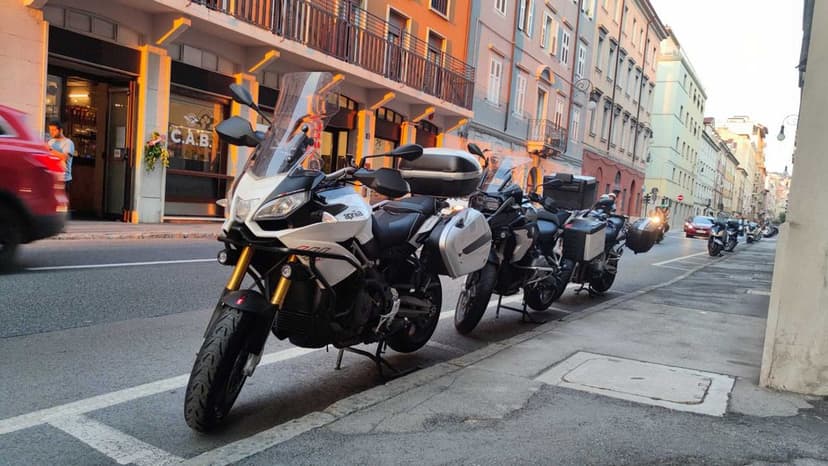 Aprilia Caponord 1200 Travel pack sau schimb