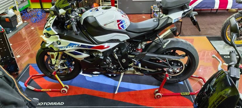 Bmw S1000rr prima înmatriculare 2025