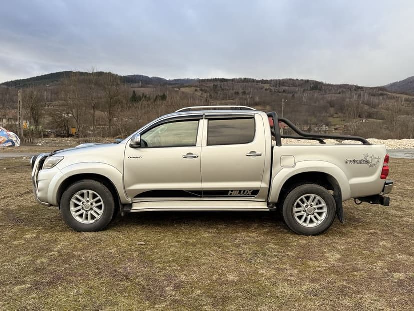 Toyota hilux 3.0/171 cp ! Euro 5