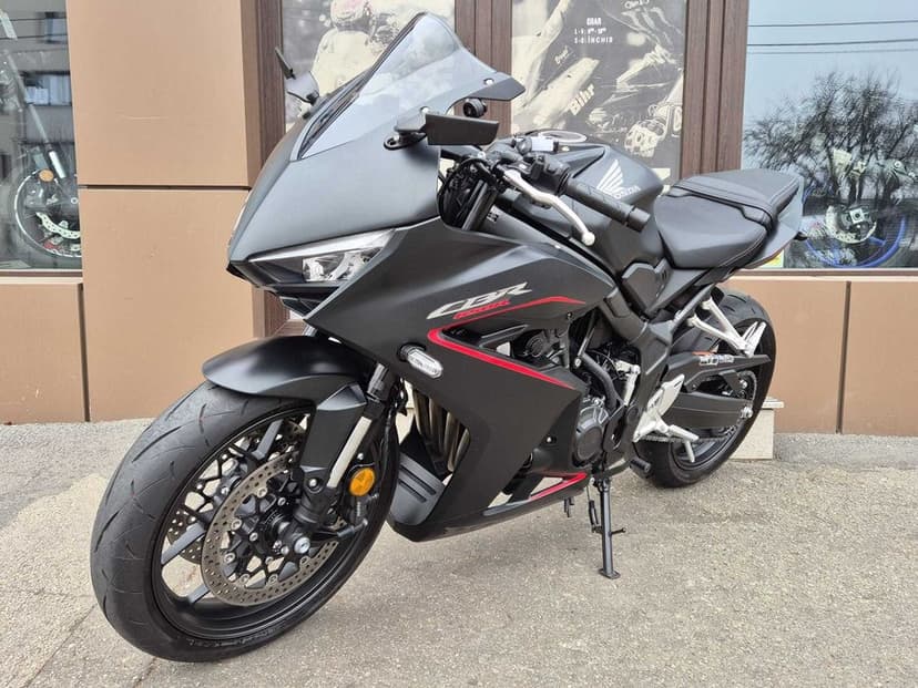 Honda CBR 650 R ABS  E-CLUTCH 2025 910 KM ~Garantie ~Rate fara dobanda