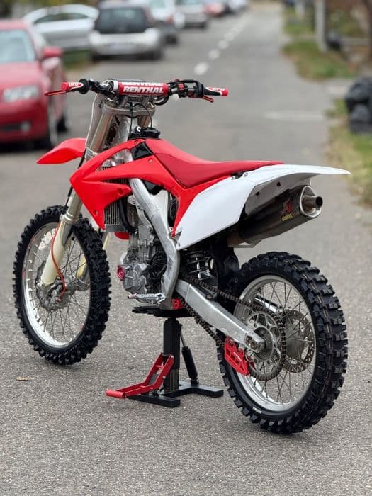 Vând Honda CRF 250R 2013 Impecabil /Injecție/2650€Neg!