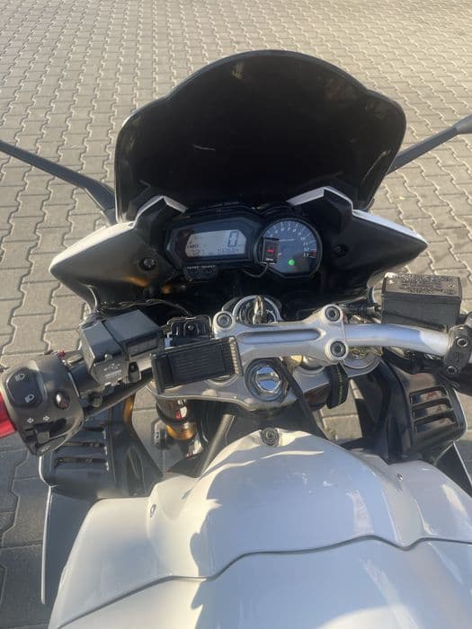 Yamaha FZ1  2006  2 chei