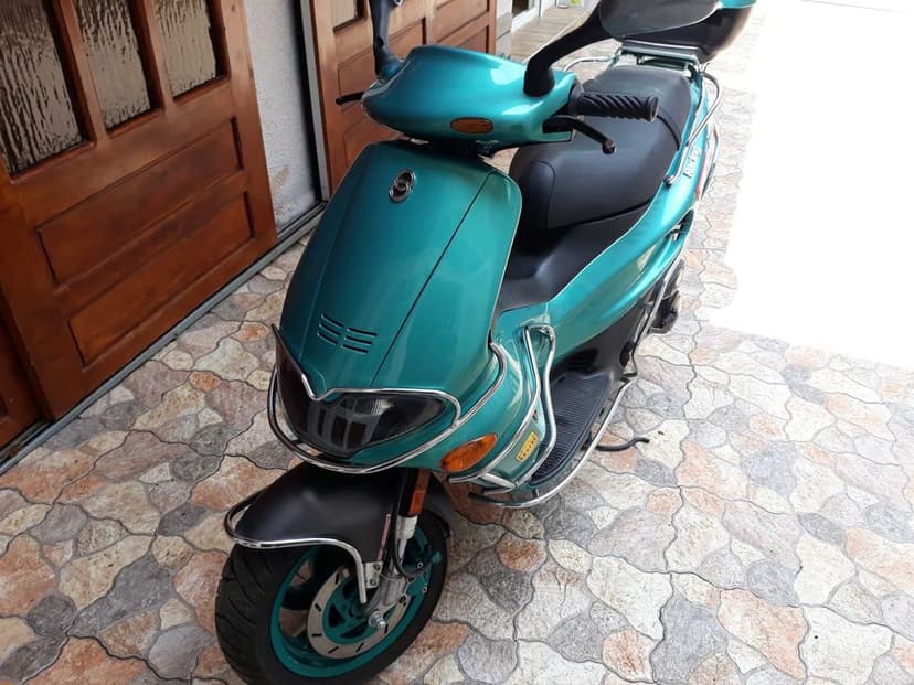 Scuter Gillera Runner 50cm