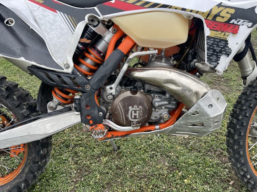 Vand KTM 250 six days 2013