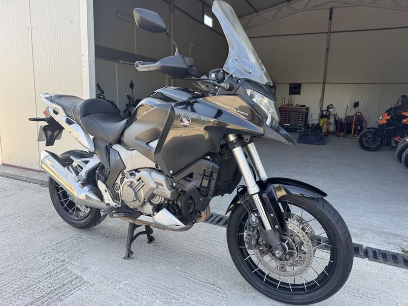 HONDA VFR 1200xd DCT 2013 ABS - Fox Motors Sales
