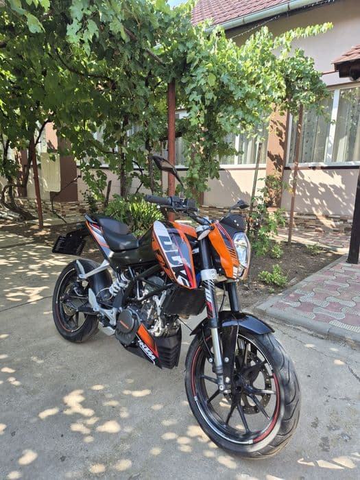 Vând Ktm Duke 125 2012