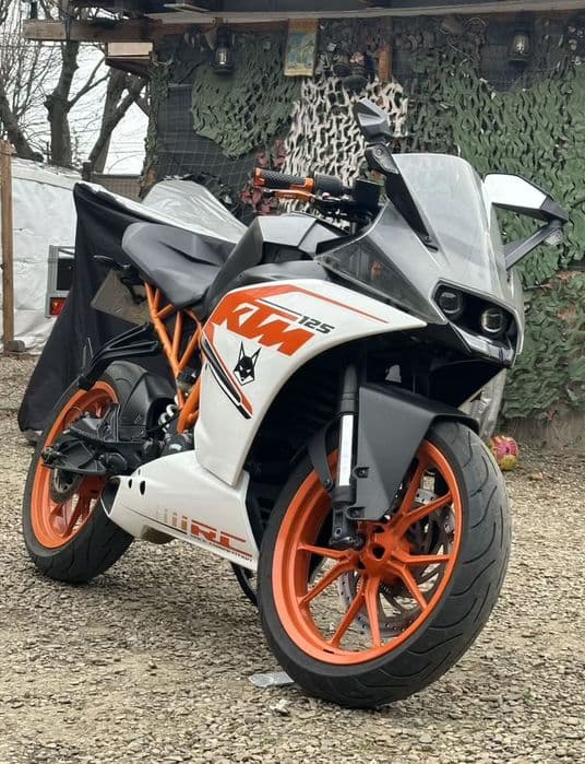 se vinde KTM RC 125cc