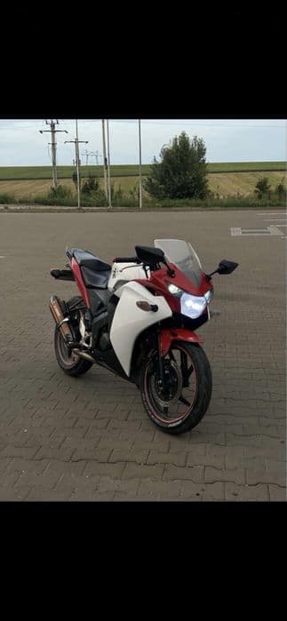 Vand Honda CBR 125 R