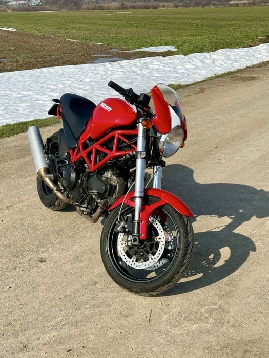 Ducati Monster 695 – 2006 – 24.000 km – înmatriculată RO