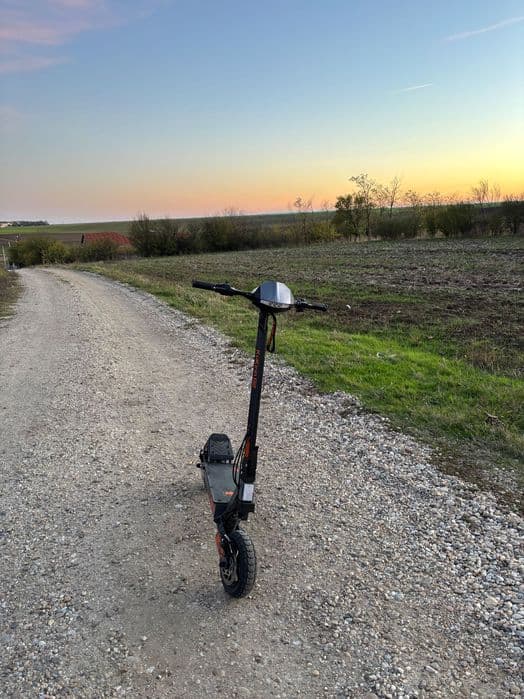 Trotineta electrică kukirin g2