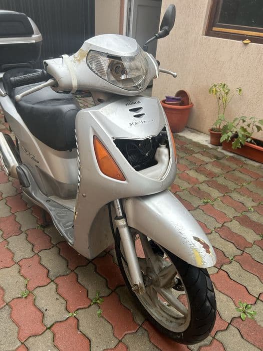 Scuter Honda SH 125