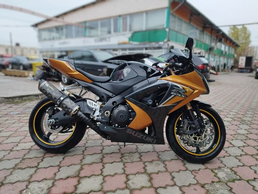 Suzuki gsxr 1000 k8