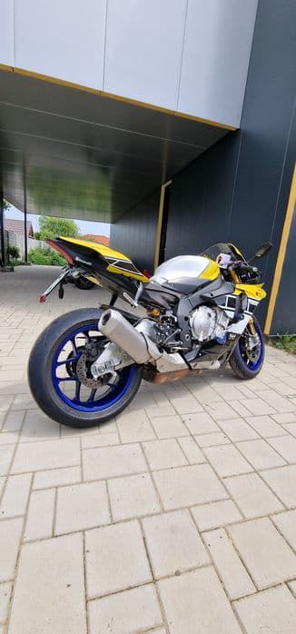 Motor complet YAMAHA  R1 M RN32 2015 2019 cadru cu acte OHLINS