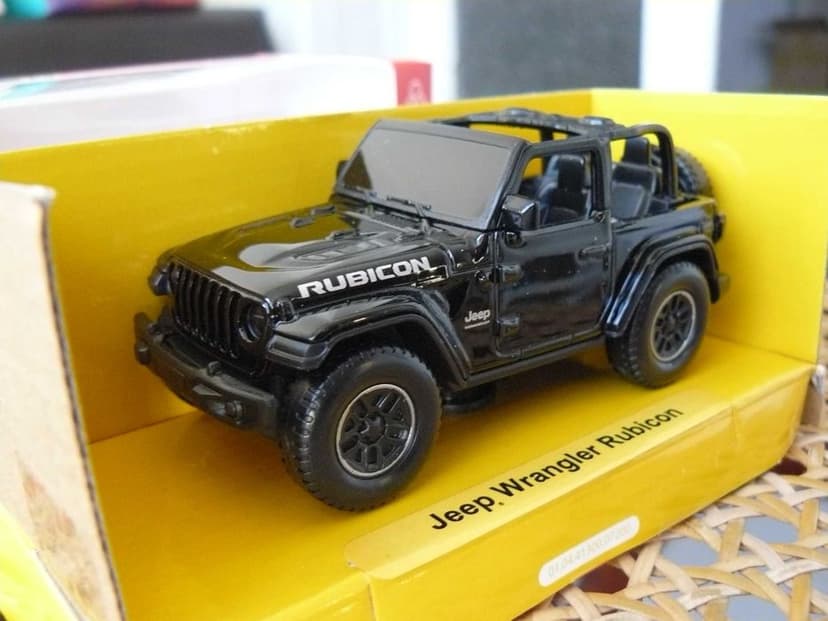 Macheta Auto De Colectie JEEP WRANGLER RUBICON Scara 1:43,Noua RASTAR