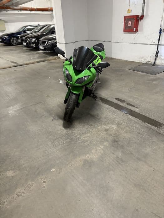 Vand Kawasaki zx6r 2009
