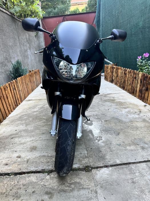 Vand Honda cbr 600