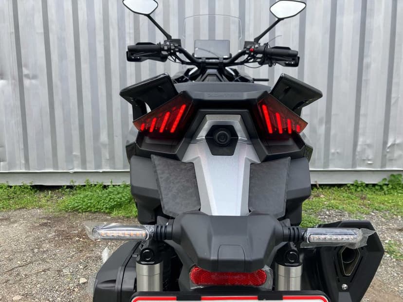 Maxiscuter ADV Zontes G368 - puternic, echipare full, '' Rate ''