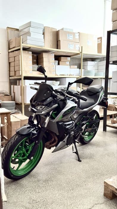 Kawasaki Z500 SE 2025 - 1700 km - in garantie