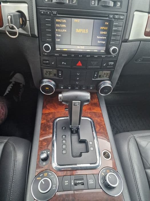 Volkswagen Touareg 3.0tdi AUTOUTILITARA 4 LOCURI - Raptor Overlanding