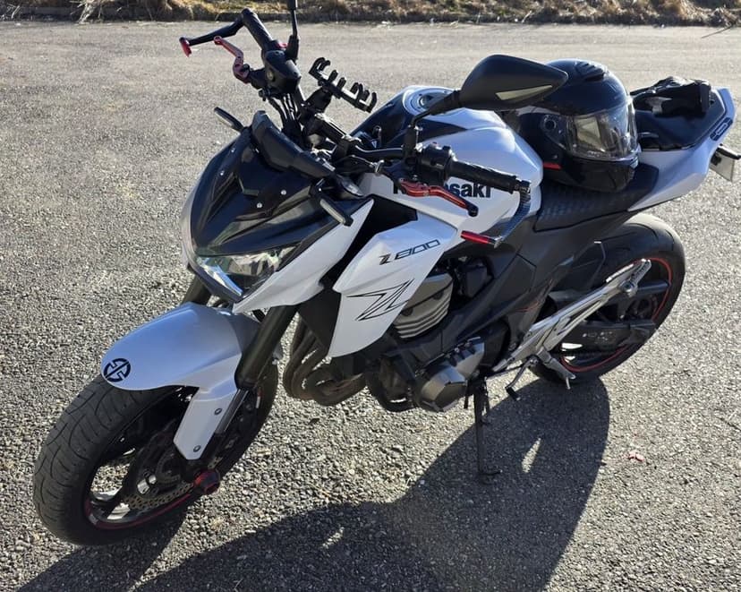 Kawasaki z800 2015 cu ABS 113 cp