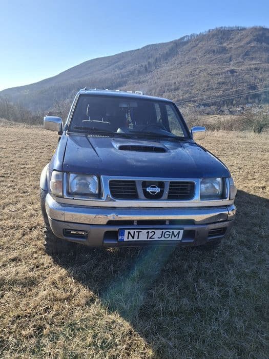nissan navara 4x4