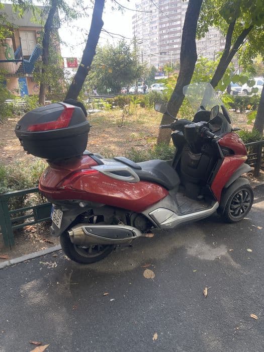 Peugeot metropolis 400, se conduce cu cat B