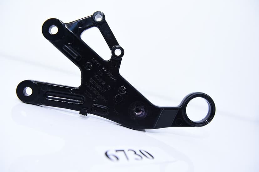 BMW S1000RR K46 / HP4 2009 - 2014 Suport cu scăriță dreapta