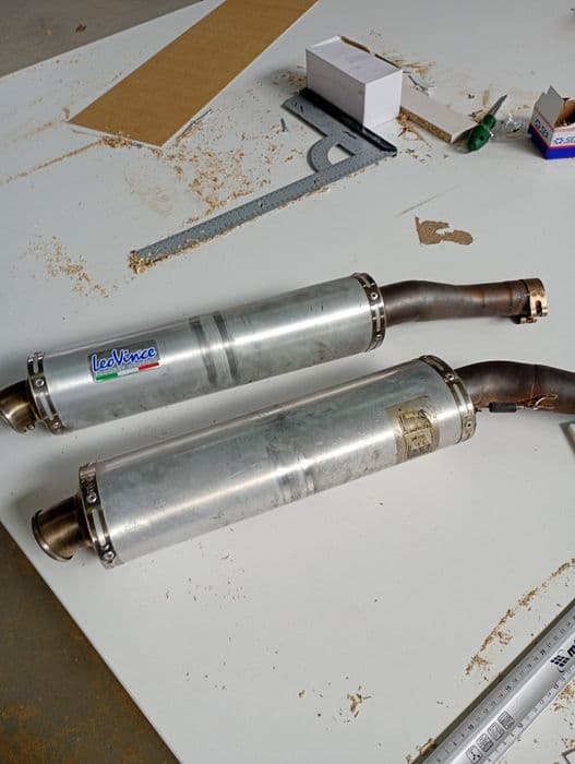 Tobe Leo Vince pt Yamaha R1 2008