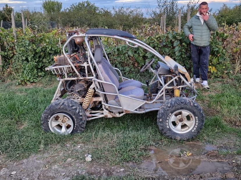 Vând buggy 800cc
