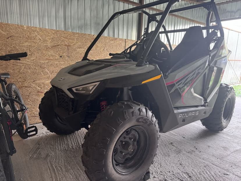 Polaris RZR 200 EFI
