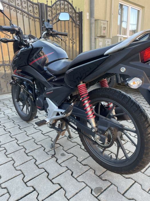 Honda CB125F 2016 A1