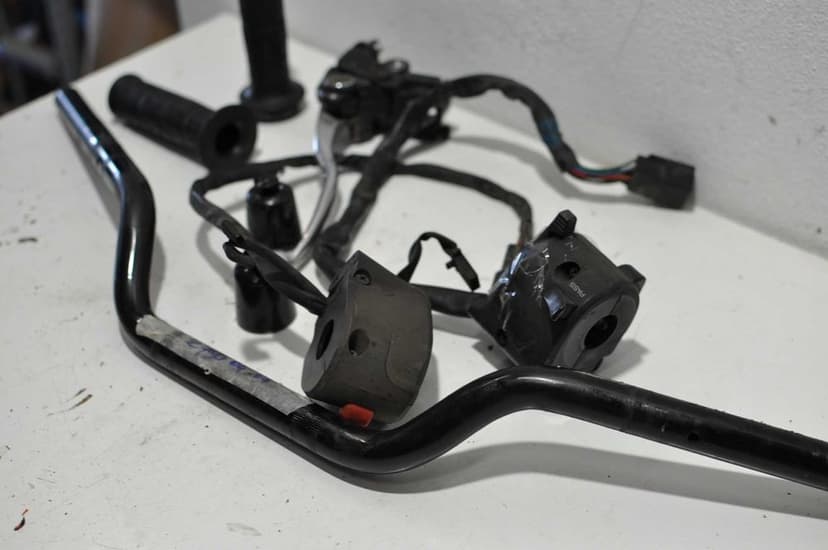 Galerie,stop,instalatie comenzi Kawasaki Z750 04 06