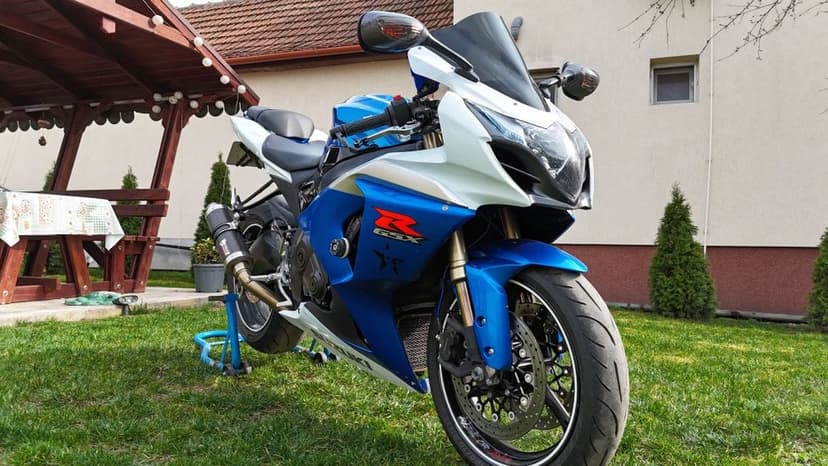 Suzuki gsxr 1000 k9