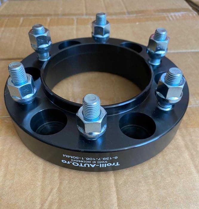 Flanse distantiere Toyota 90 95 120 150 30mm 6x139,7 CB 106,1 cu inel