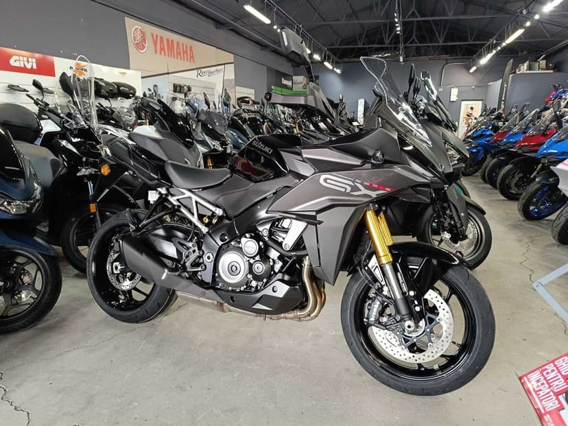Suzuki GSX-S 1000GX M4 2024 - PROMO - Suzuki Constanta by EST BIKE