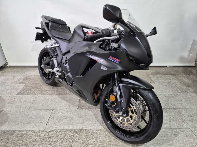 Honda CBR 600 RR ABS 1400 km ~ Garantie ~ Rate ~