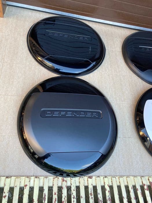 Land Rover Defender 2020-2025- Capac Rezerva Land Rover Defender - OEM