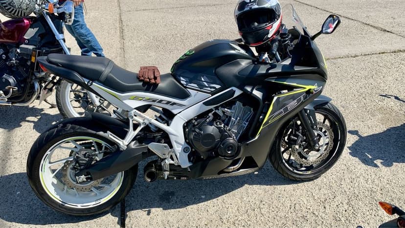 Motocicleta 4800km Honda CBR 650 nouta