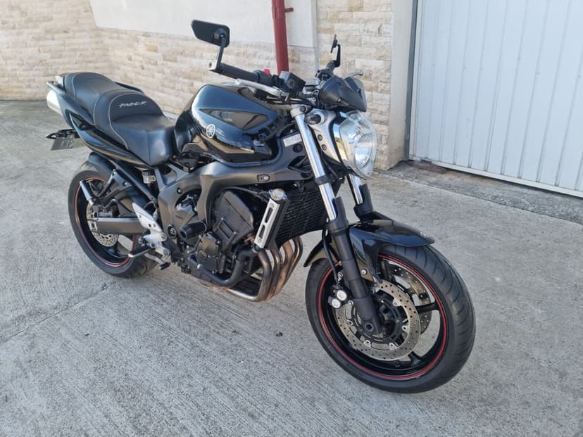 Yamaha FZ6 S2 Black edition