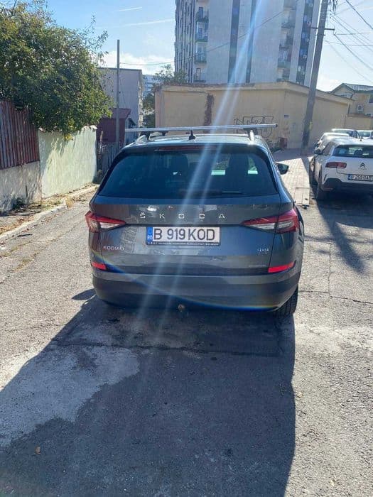 skoda kodiaq 7 locuri 4 x 4 2.0  TDI DSG 62000 km reali